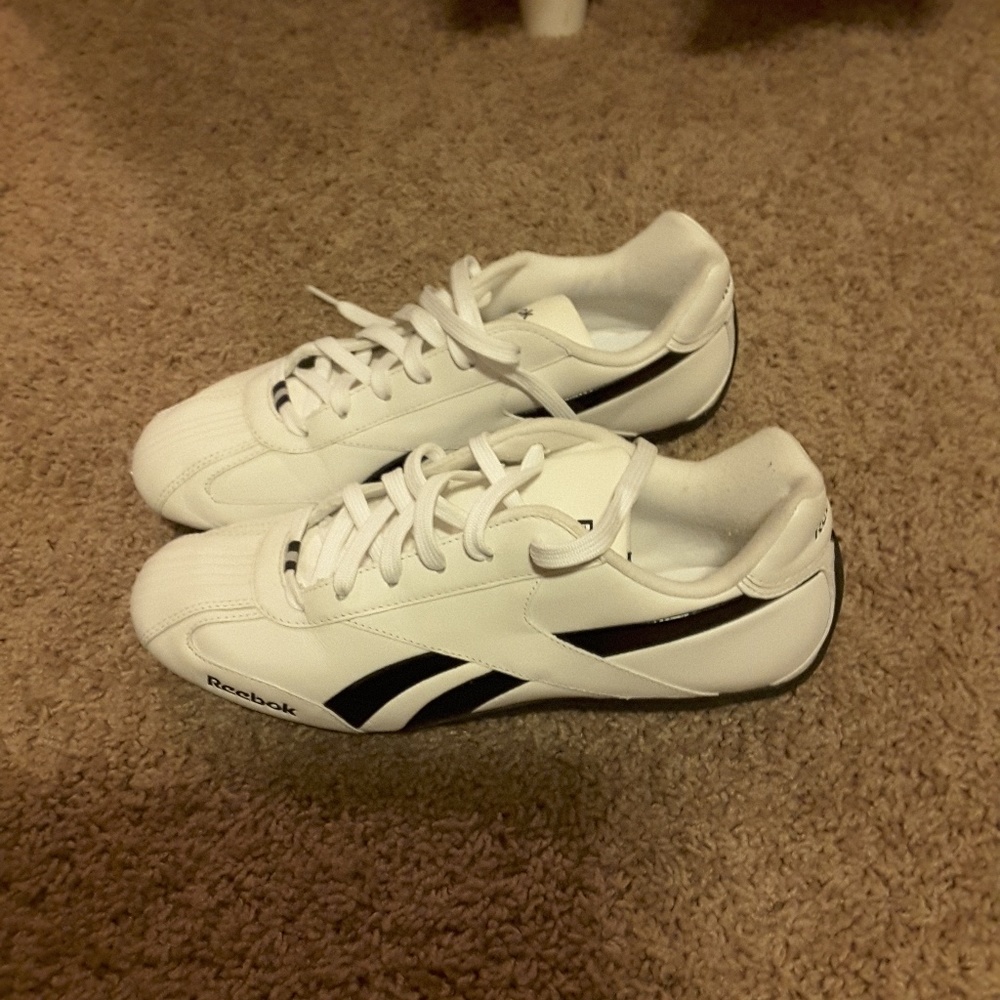 Shoed